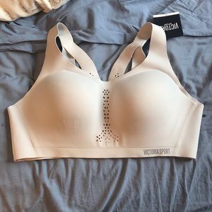 VICTORIA SPORT VS ANGEL MAX SPORTS BRA